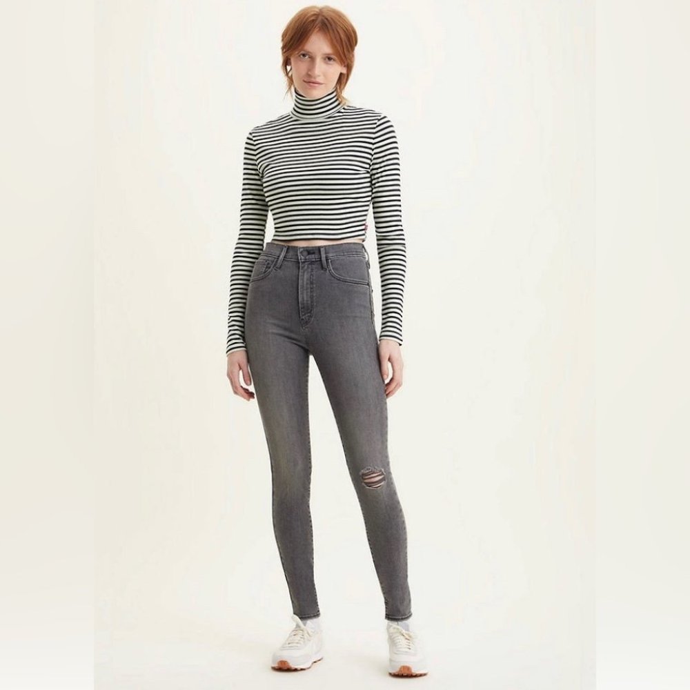 LEVI’S gray wash mile high super skinny jeans size 30